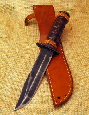 Camillus USMC Mark II with braid