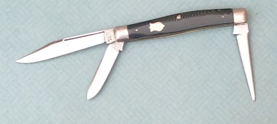 Ulster Knife Co Black and White Swirl Stockman with Punch