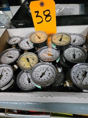 LOT ASHCROFT PRESSURE GAUGES