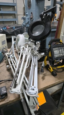 LOT VARIOUS LIGHTS - 3