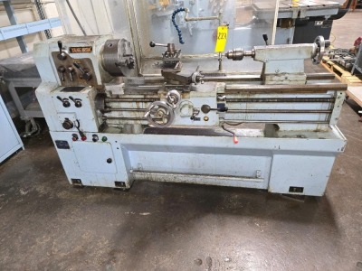 YANG IRON ENGINE LATHE