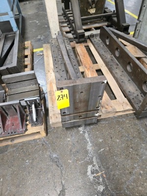 LOT HEAVY DUTY MACHINING FIXTURE