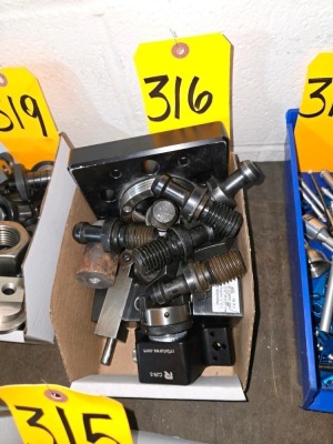 LOT ASSORTED HARDWARE