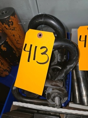 LOT HEAVY DUTY EYE BOLTS