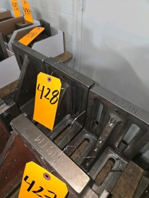 LOT ANGLE PLATES