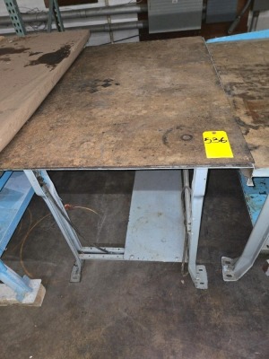 LOT WORK BENCHES