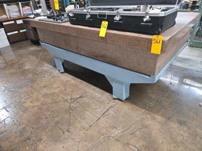 GRANITE SURFACE PLATE-NO CONTENTS