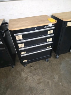 HUSKY ROLLING TOOL CABINET