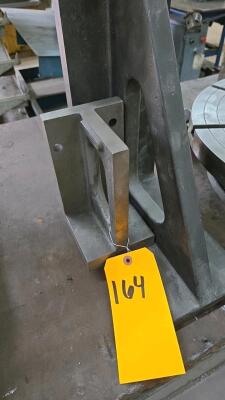 LOT ANGLE PLATES - 3